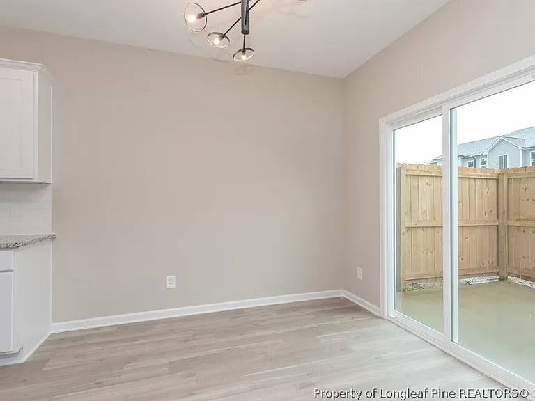 1011 Kingscote Dr — Photo 10