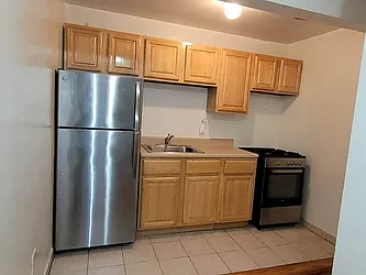 Rented by Danielle Stoller, LREB