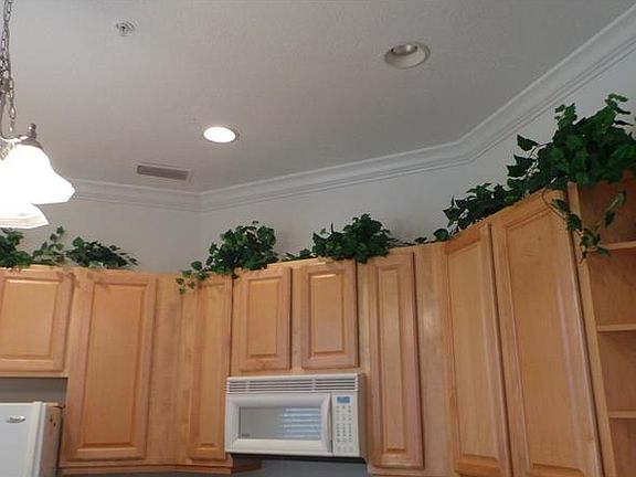 4th image of 21031 Picasso Ct #202