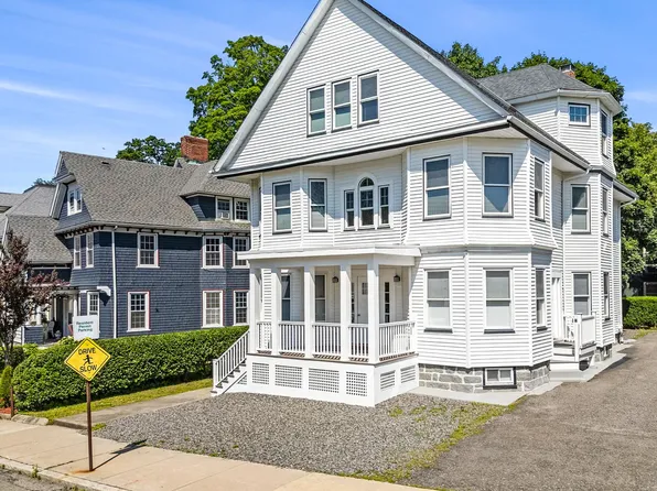 24 Bentley St, Brighton, MA 02135