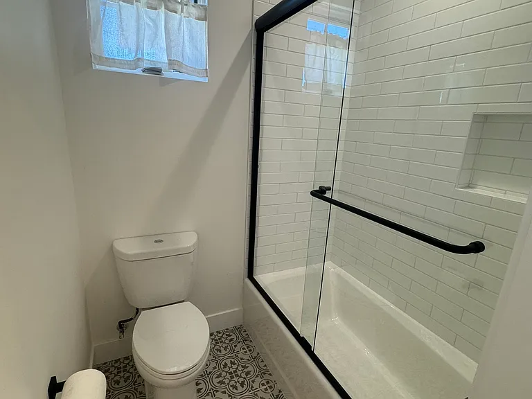 320 Cecile Ct — Photo 19