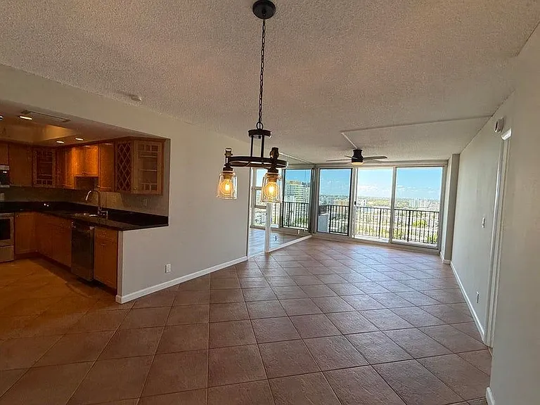 531 N Ocean Blvd #1805 — Photo 3