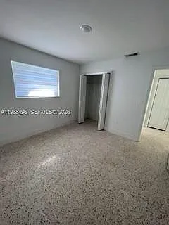 3306 SW 24th Ter — Photo 7
