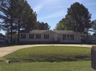 19446 Lennis Cuevas Rd, Saucier, MS 39574