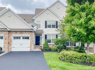 29 Sharpley Dr, Chadds Ford, PA 19317