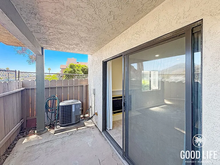 2956 Elm Tree Ct — Photo 6