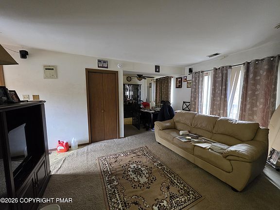 5th image of 503 English Ct