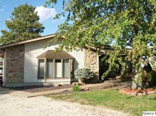 4823 Sunview Dr, Quincy, IL 62305