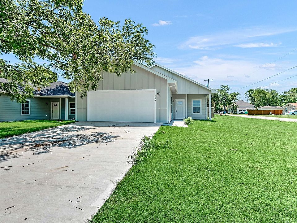 200 N Lackey, Tom Bean, TX 75489 Zillow