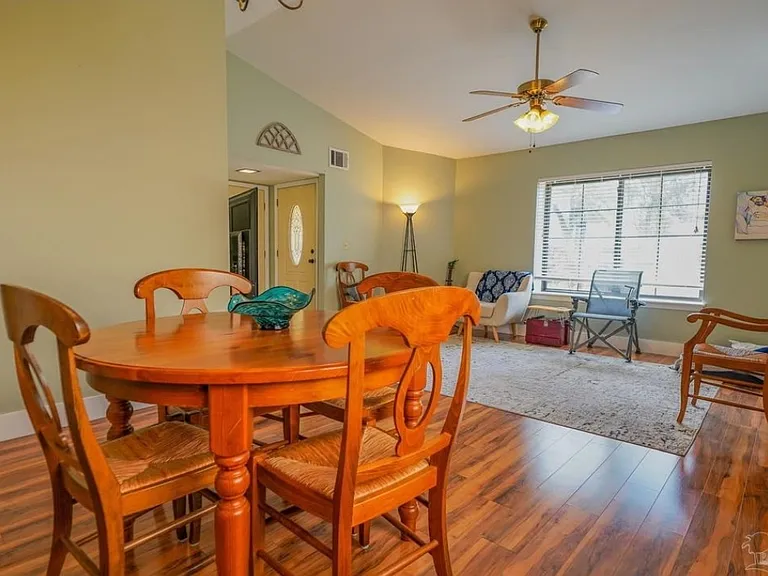 1030 Alderwood Way — Photo 6