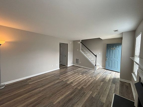 5th image of 3101 Kirklevington Dr APT 220