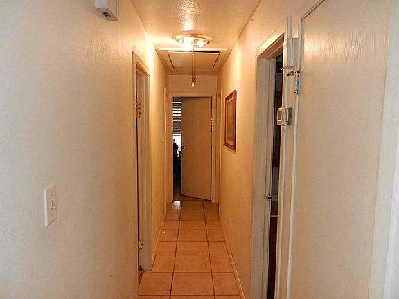 3rd image of 5421 Beaver Creek Dr