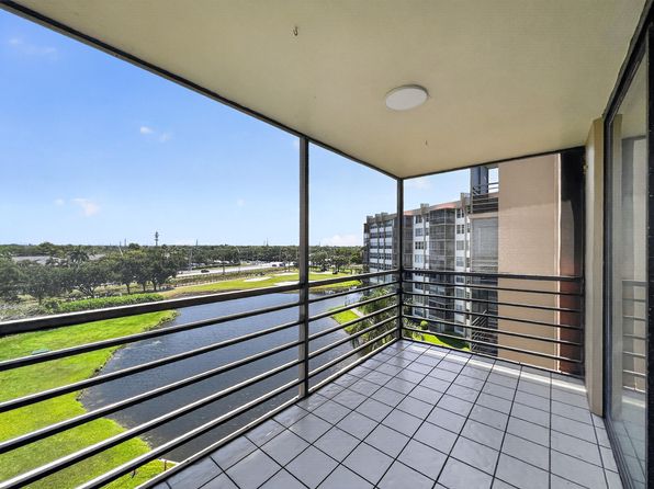 1200 Saint Charles Pl APT 619