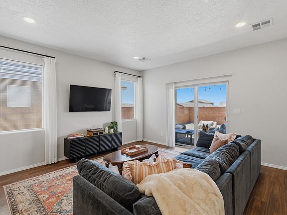 3rd image of 2027 White Dove St SE
