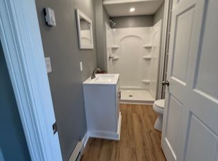 602 1st Crown Point Rd, Strafford, NH 03884