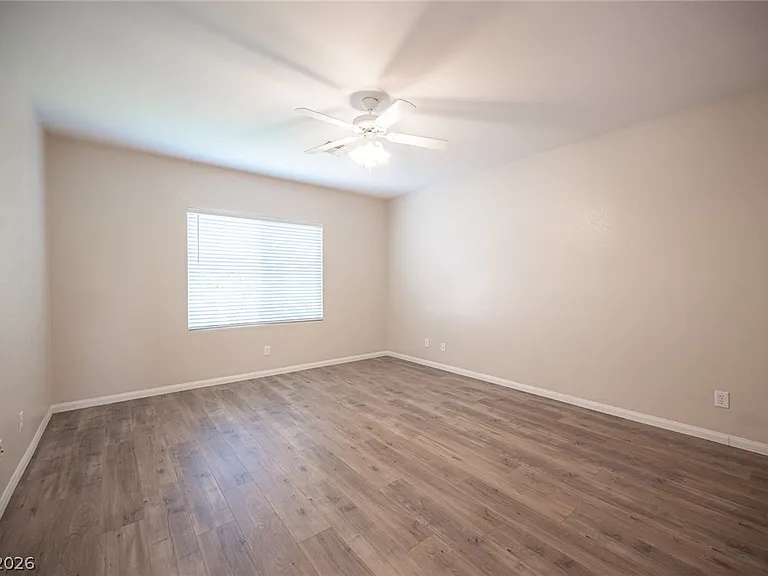 10474 Howling Coyote Ave — Photo 47