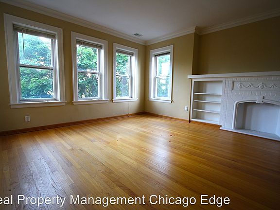 4th image of 5621 N Christiana Ave APT 3