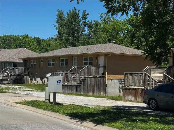 815 Broad St, Warrensburg, MO 64093