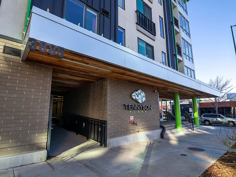 Tennyson Place — Photo 19