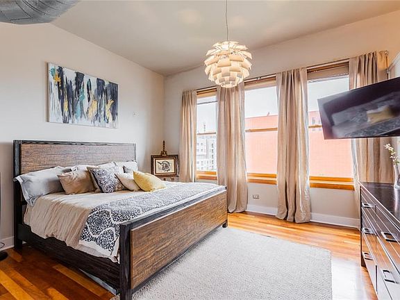 5th image of 2502 Live Oak St APT 316