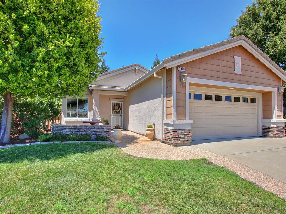 1st image of 1000 Shadow Glen Pl