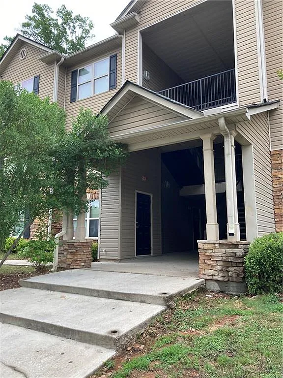 3103 Fairington Club Drive — Photo 2