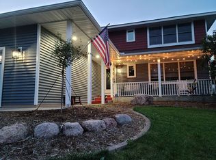 2107 Parkwood Hills Dr NE, Rochester, MN 55906