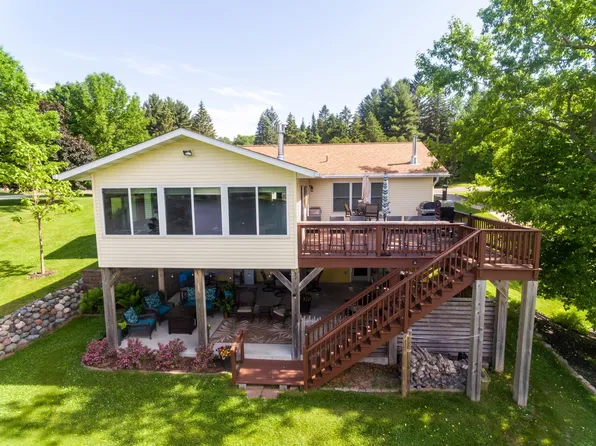 1095 Jeffery Blvd, Cumberland, WI 54829