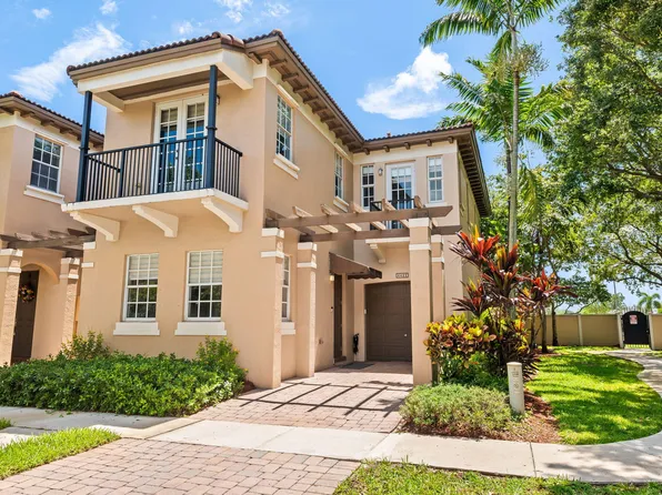 4422 Morgan Lane #11-9, Davie, FL 33328