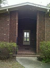 2nd image of 670 River Rd