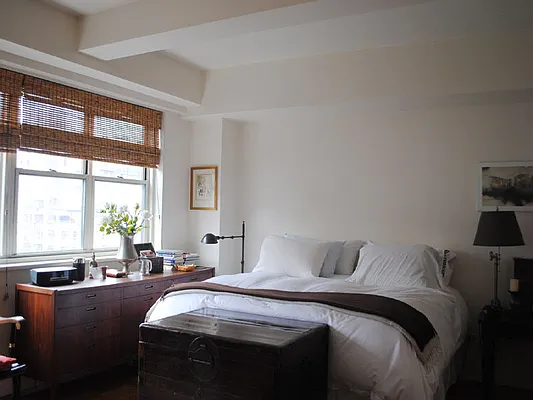 Rented by Sotheby's International Realty | media 14