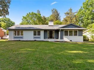 545 Woodvale Dr, Greensboro, NC 27410