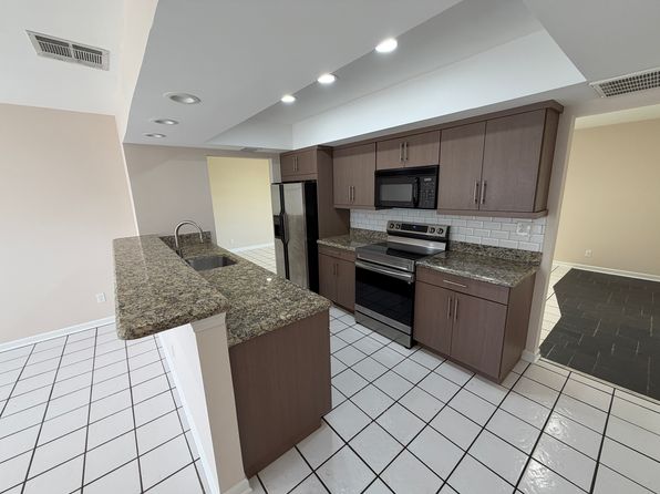 499 W Conference Dr