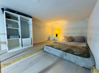 25 Duffield Rd #1, Toronto, ON M9P3C8