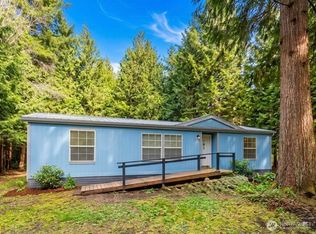 602 Sprague Valley Dr, Maple Falls, WA 98266