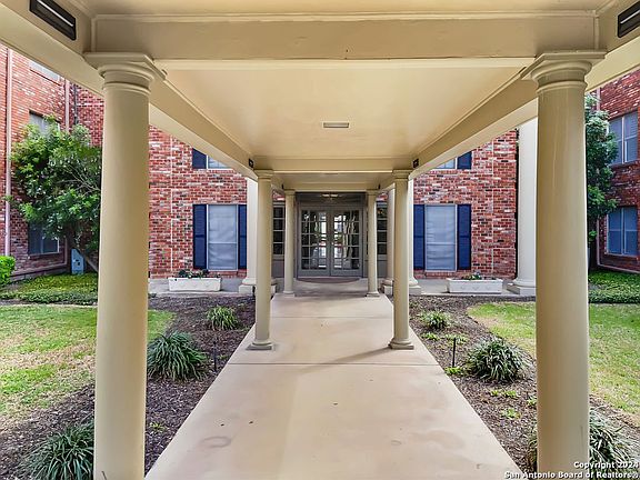 5th image of 2420 MCCULLOUGH AVE #218