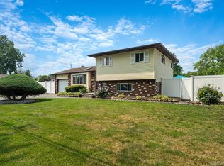 336 W 23rd Street, Deer Park, NY 11729