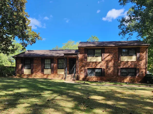 4380 Janice Dr, College Park, GA 30337