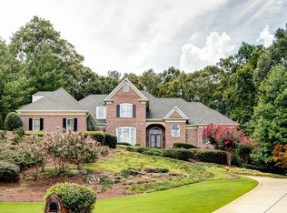 1640 Misty Oaks Dr, Sandy Springs, GA 30350