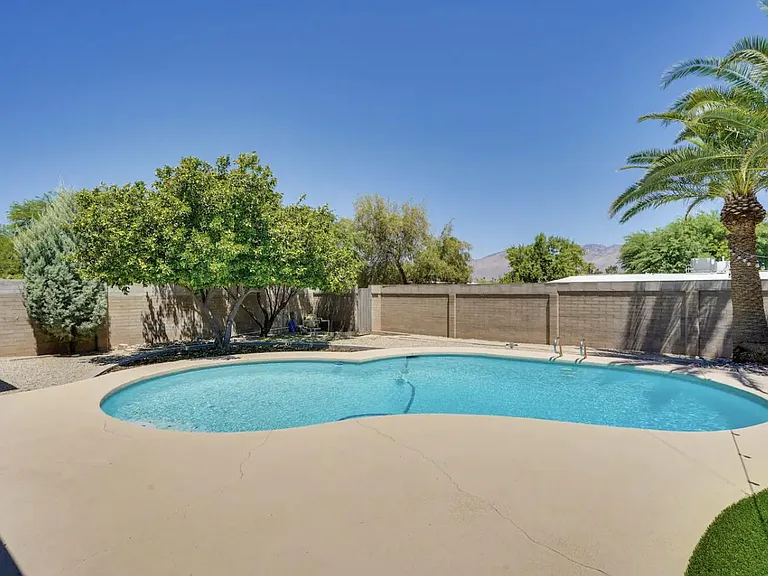 7621 E Waverly St — Photo 27
