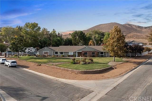 1st image of 3611 Canter Ln