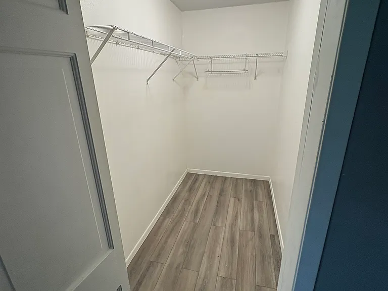 205 W Graham St #8 — Photo 7