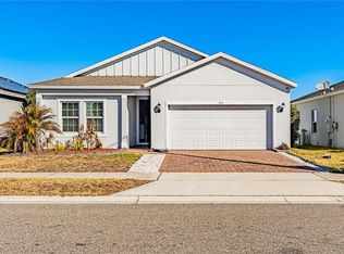 372 Meadow Pointe Dr, Haines City, FL 33844