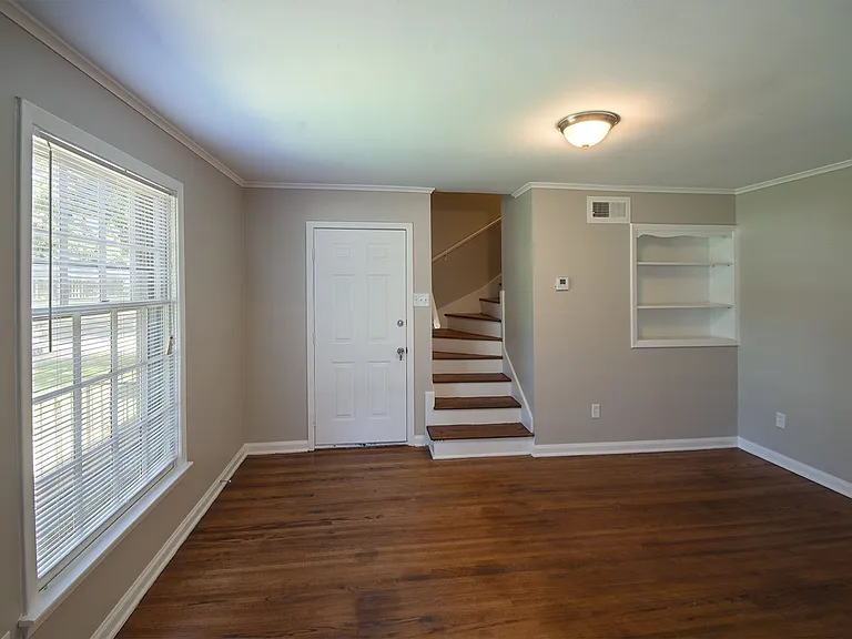 4779 Hummingbird Ln — Photo 3