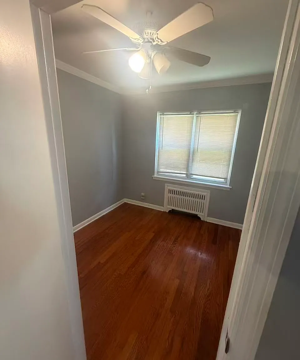 3 bed, 1250 sqft, $3,000 — Photo 3