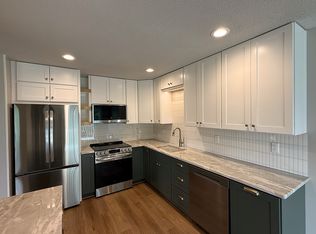 8906 Magnolia Ln N #8906, Osseo, MN 55369