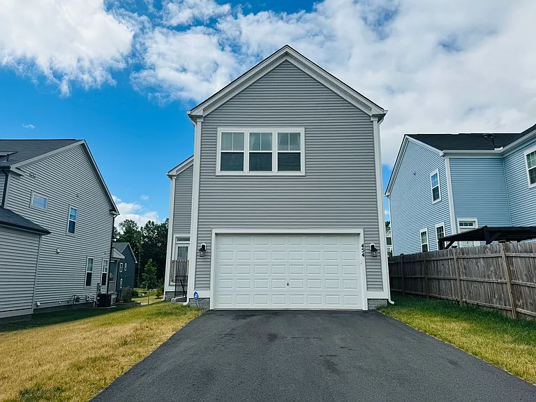 454 Coastal Ave — Photo 27