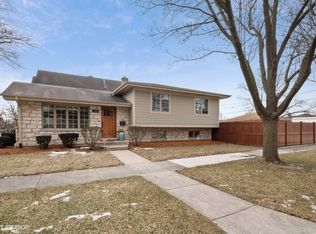 380 W McKinley Ave, Elmhurst, IL