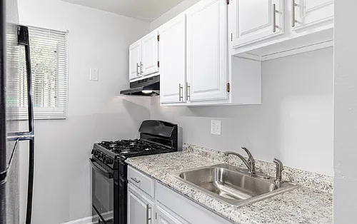 Regency Court Apartments Photo 1