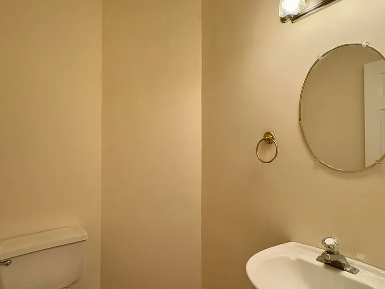 53 Cedarwood Cir — Photo 34